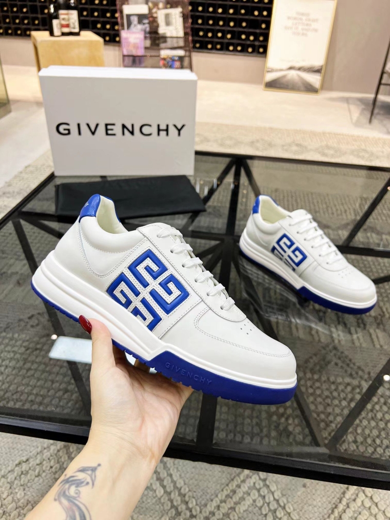 Givenchy Sneakers